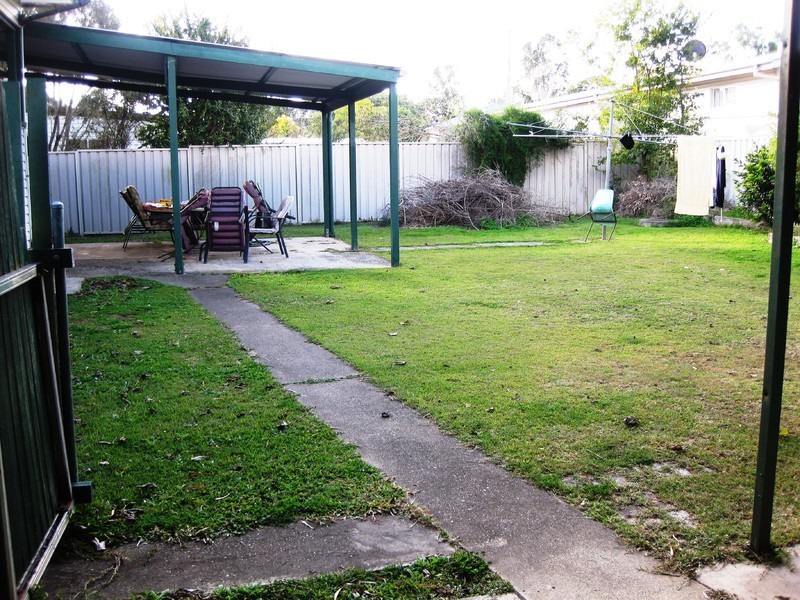 22 Vineyard Street, One Mile QLD 4305