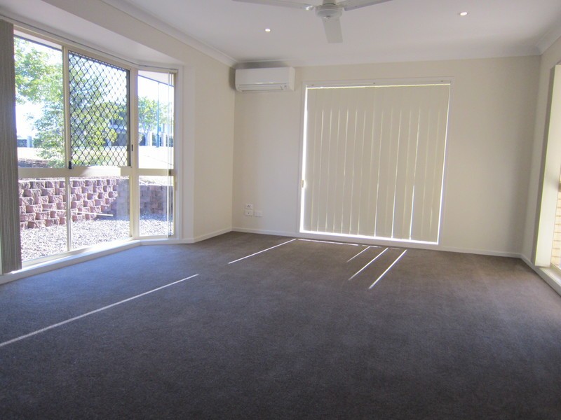 67 Willowtree Drive, Flinders View QLD 4305