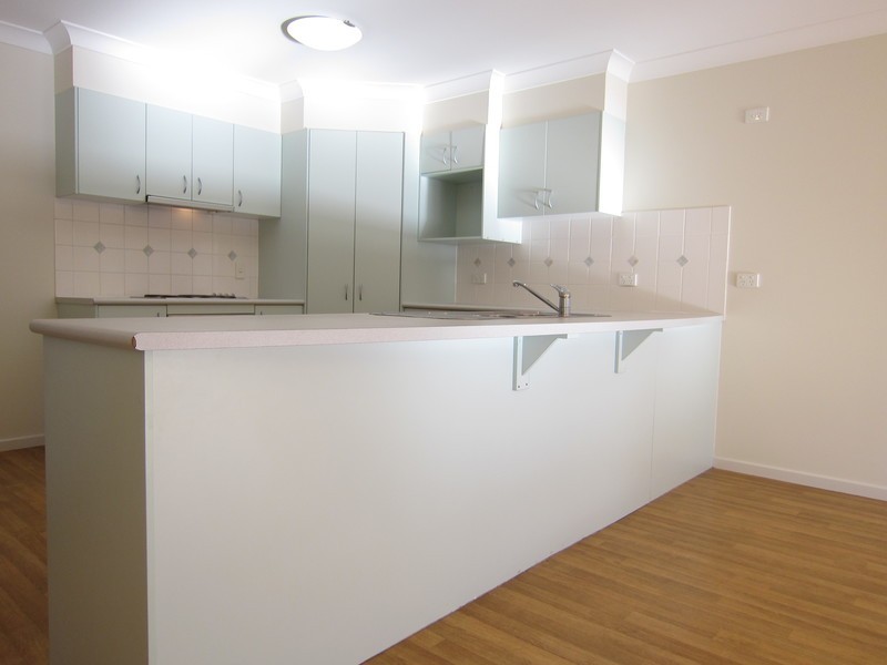 67 Willowtree Drive, Flinders View QLD 4305