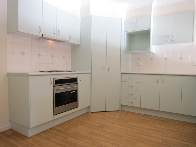 67 Willowtree Drive, Flinders View QLD 4305