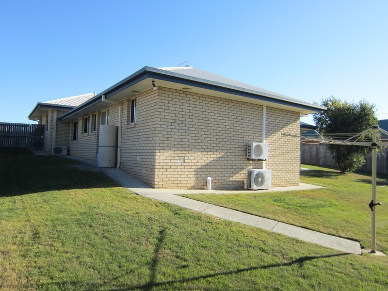 67 Willowtree Drive, Flinders View QLD 4305