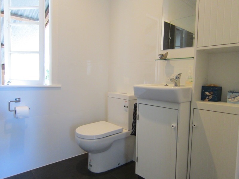 4 Enterprise Lane, Booval QLD 4304