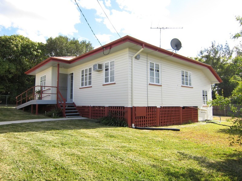 4 Enterprise Lane, Booval QLD 4304