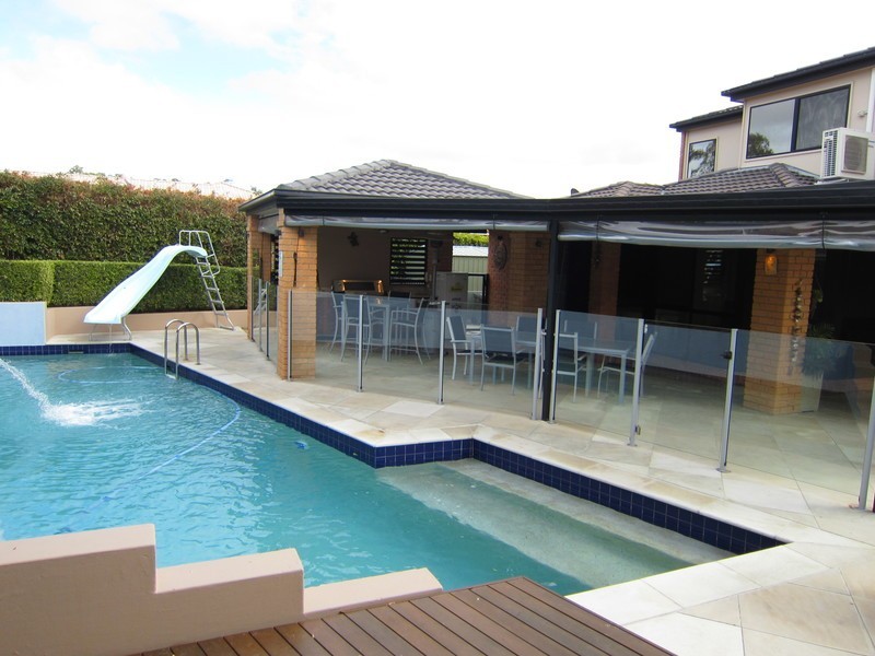 4 Redwood Place, Yamanto QLD 4305