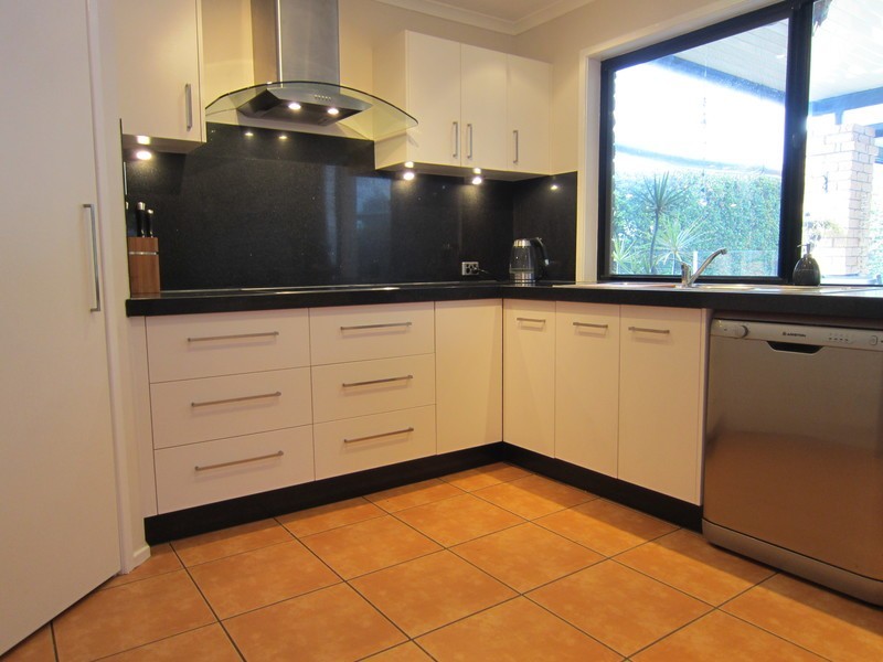 4 Redwood Place, Yamanto QLD 4305