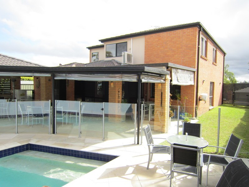 4 Redwood Place, Yamanto QLD 4305