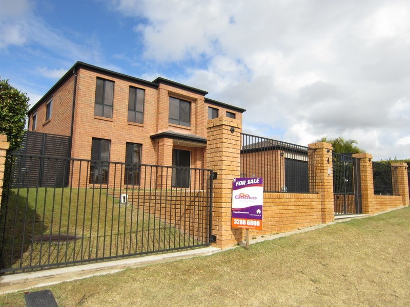 4 Redwood Place, Yamanto QLD 4305