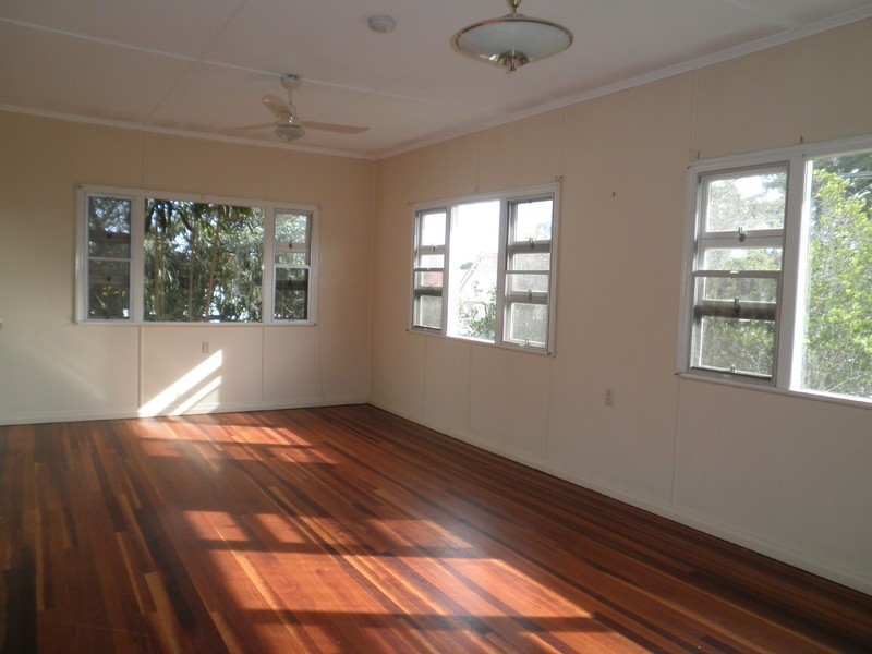 15 Pommer Street, Brassall QLD 4305