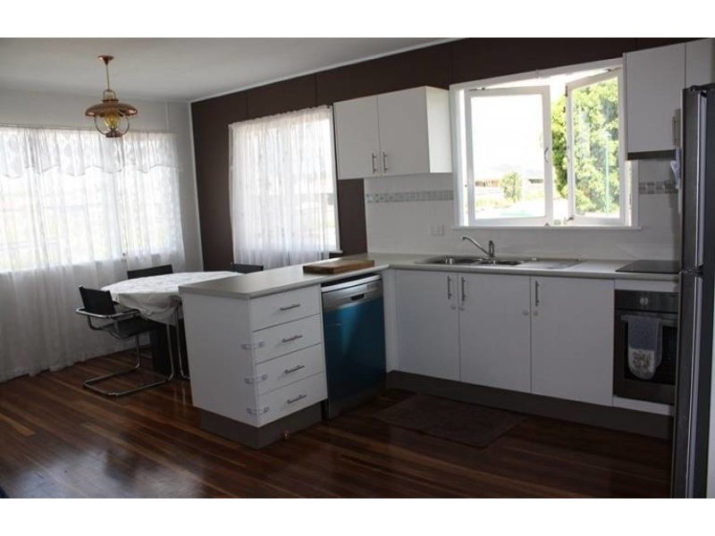 149 Raceview Street, Raceview QLD 4305