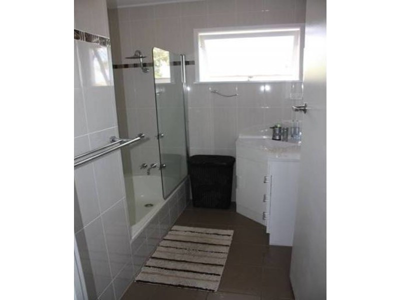 149 Raceview Street, Raceview QLD 4305