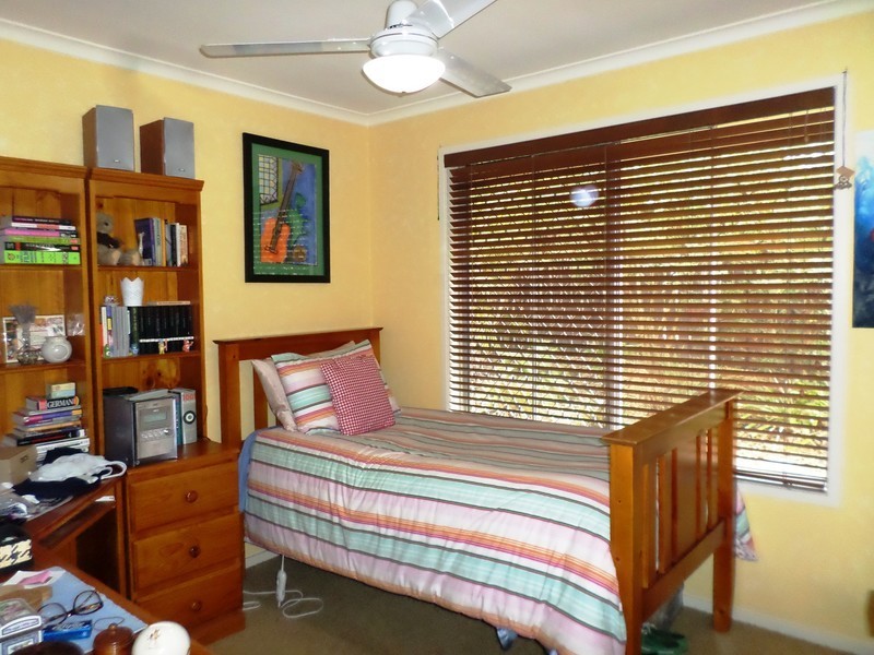 9 Brown Court, Brassall QLD 4305