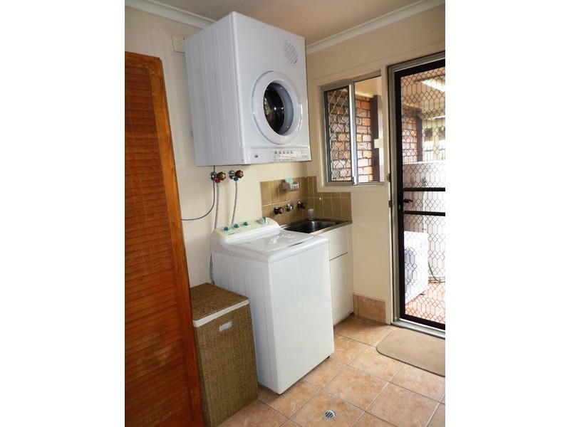 9 Brown Court, Brassall QLD 4305