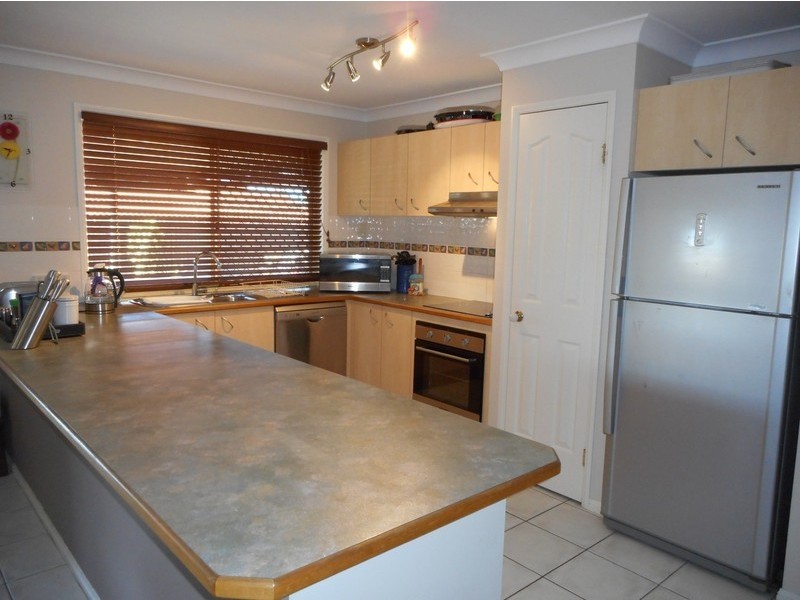 9 St Aubins Drive, Brassall QLD 4305
