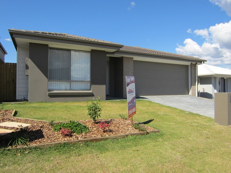 5 Brushbox Street, Ripley QLD 4306