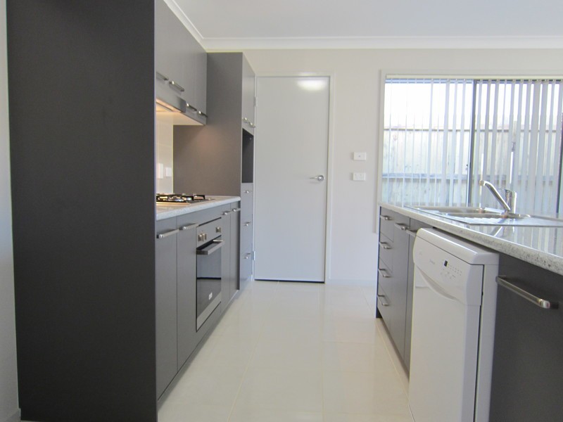 5 Brushbox Street, Ripley QLD 4306