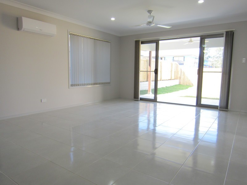 5 Brushbox Street, Ripley QLD 4306