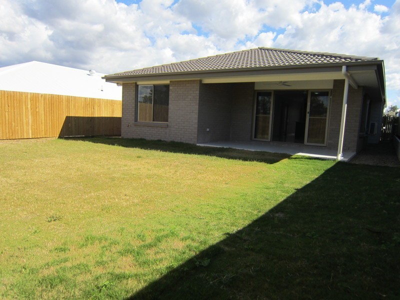 5 Brushbox Street, Ripley QLD 4306