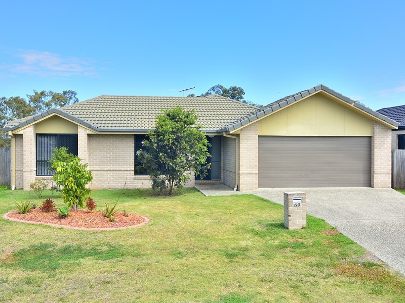 69 Vineyard Street, One Mile QLD 4305