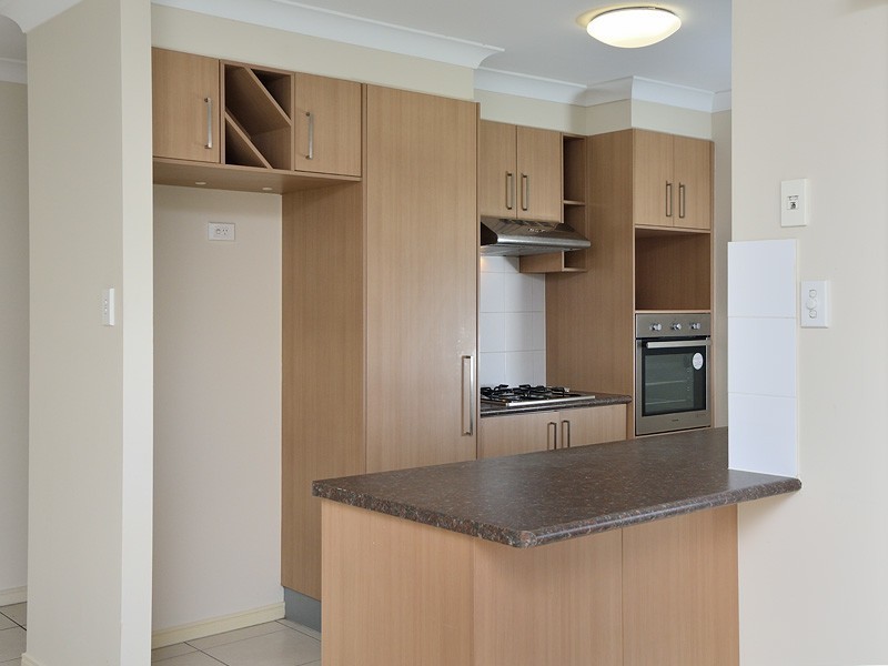 69 Vineyard Street, One Mile QLD 4305