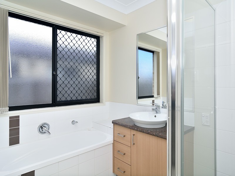 69 Vineyard Street, One Mile QLD 4305