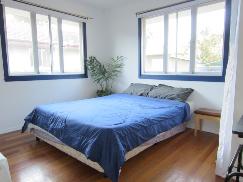 9 Maenporth Street, Leichhardt QLD 4305