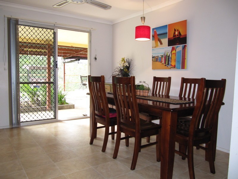 113 Velvet Street, Pine Mountain QLD 4306