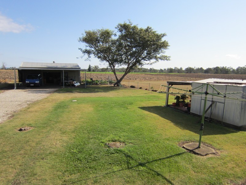24 Midland Street, Yamanto QLD 4305