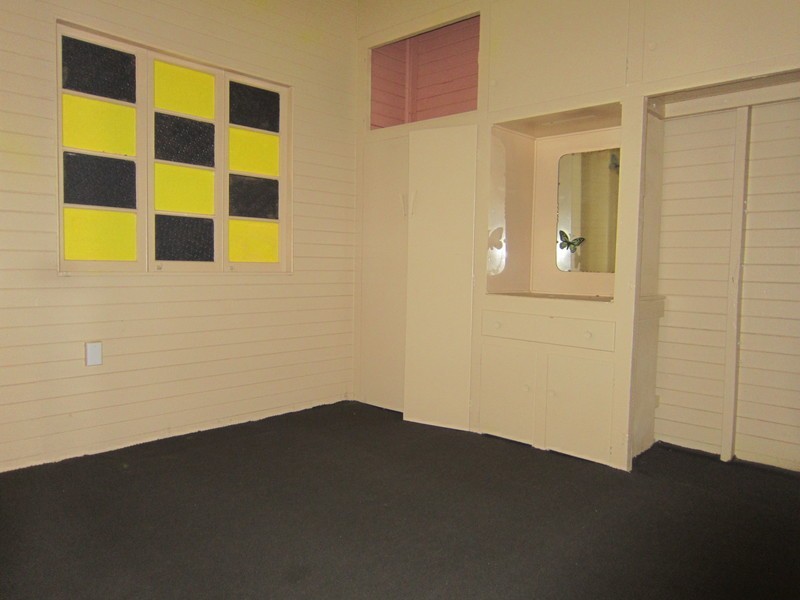 15 Hall Street, Peak Crossing QLD 4306