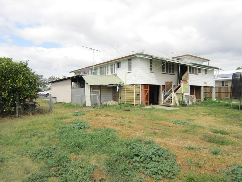 15 Hall Street, Peak Crossing QLD 4306