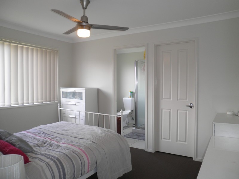 6 Jack Conway Street, One Mile QLD 4305