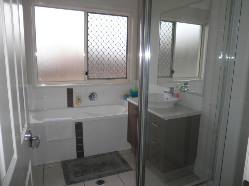 6 Jack Conway Street, One Mile QLD 4305