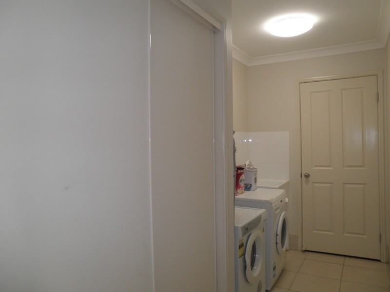 6 Jack Conway Street, One Mile QLD 4305