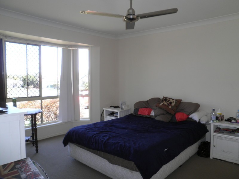 31 Dornoch Crescent, Raceview QLD 4305