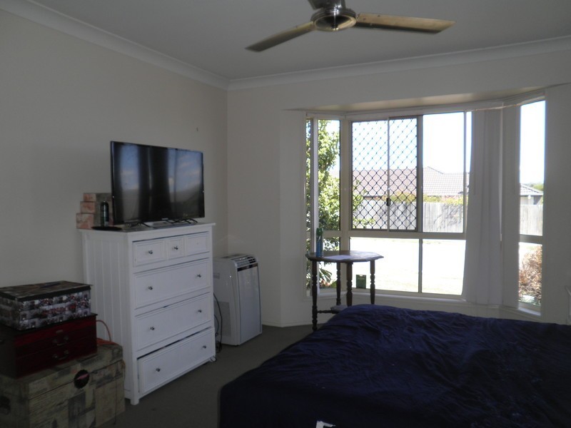 31 Dornoch Crescent, Raceview QLD 4305