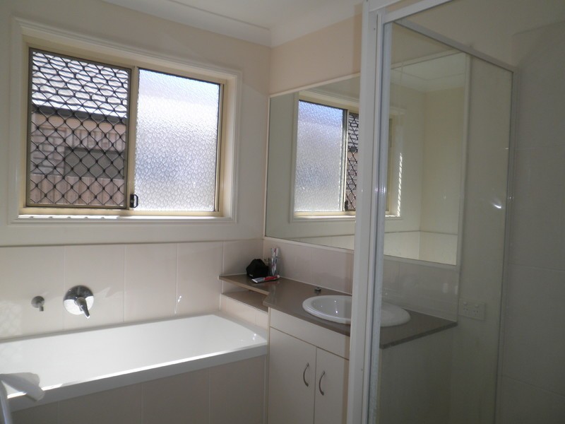 31 Dornoch Crescent, Raceview QLD 4305