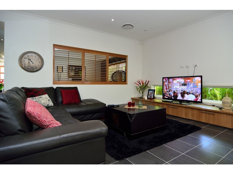 4 Miskin Way, Deebing Heights QLD 4306