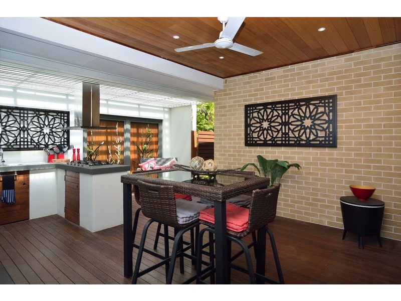 4 Miskin Way, Deebing Heights QLD 4306