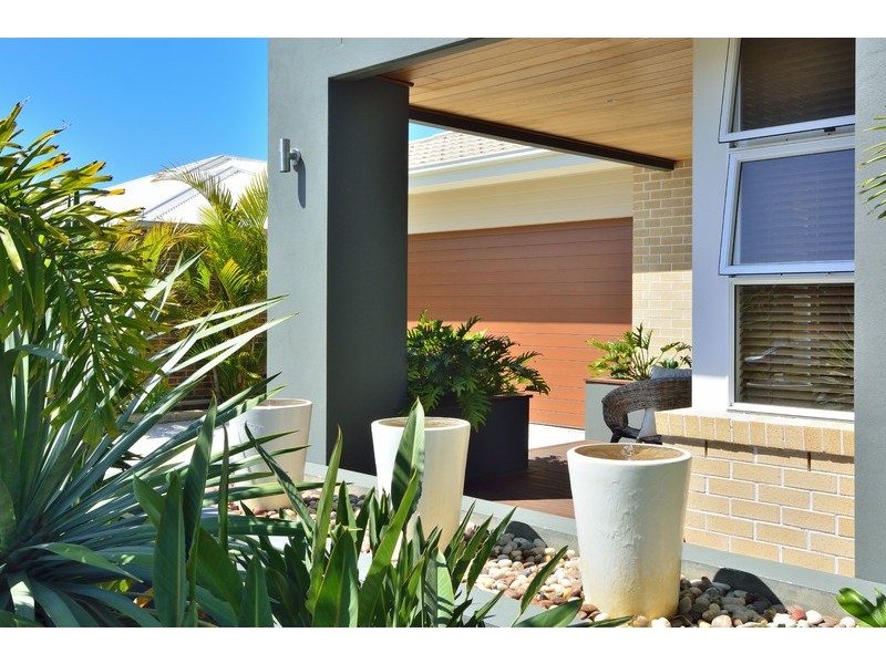 4 Miskin Way, Deebing Heights QLD 4306