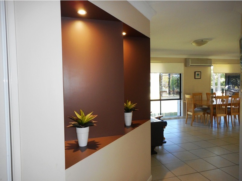4 Hercules Row, Karalee QLD 4306