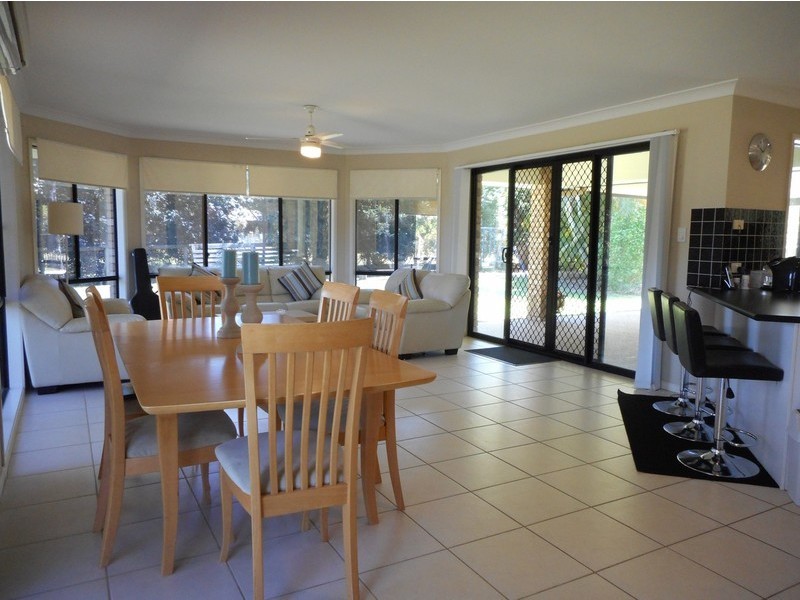 4 Hercules Row, Karalee QLD 4306