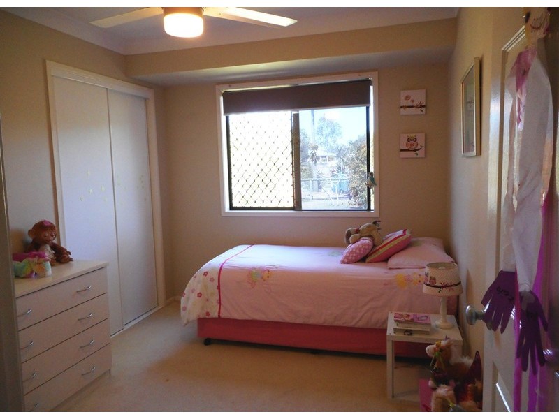 4 Hercules Row, Karalee QLD 4306