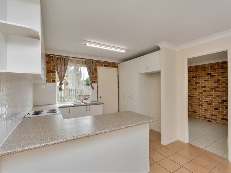 33 Helen Street, North Booval QLD 4304