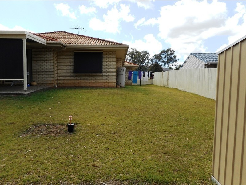 25 Kathleen Place, Yamanto QLD 4305