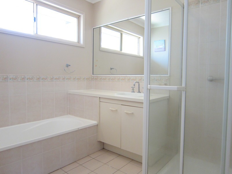 3/12 Bergin Street, Booval QLD 4304