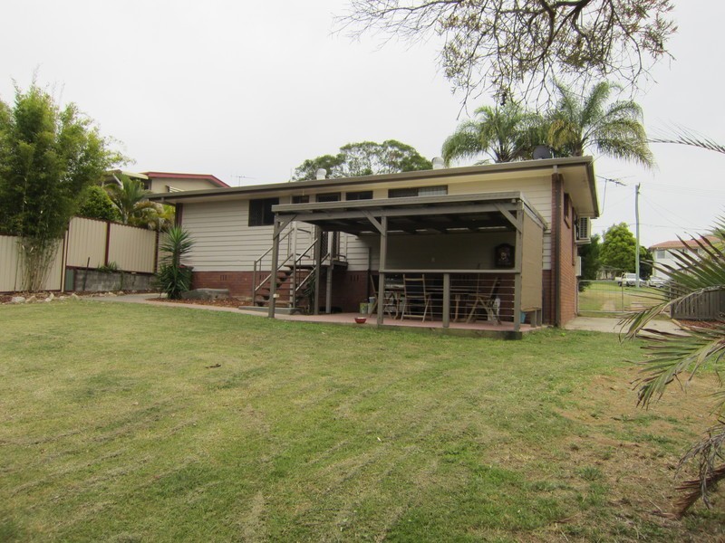 10 Oakhill Street, One Mile QLD 4305