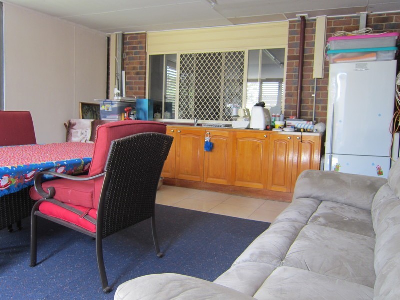 2 Japonica Court, Yamanto QLD 4305