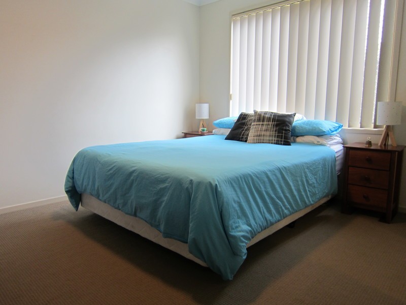1 Oregon Close, Yamanto QLD 4305