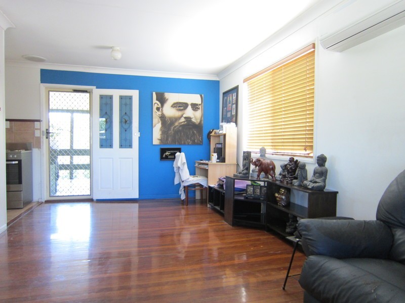 18 Bremer Parade, Basin Pocket QLD 4305