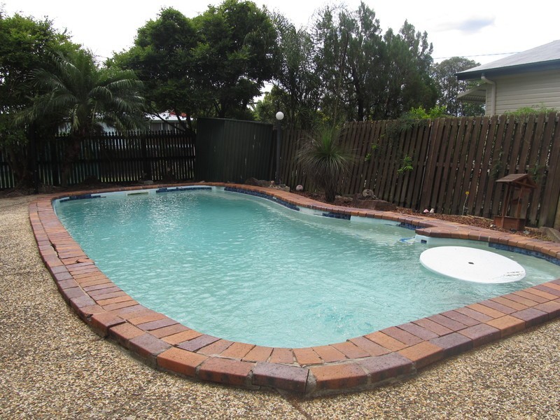 1 James Street, East Ipswich QLD 4305