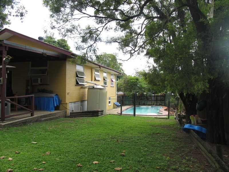 1 James Street, East Ipswich QLD 4305